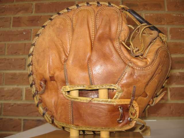 Ray Katt MacGregor G170 Back